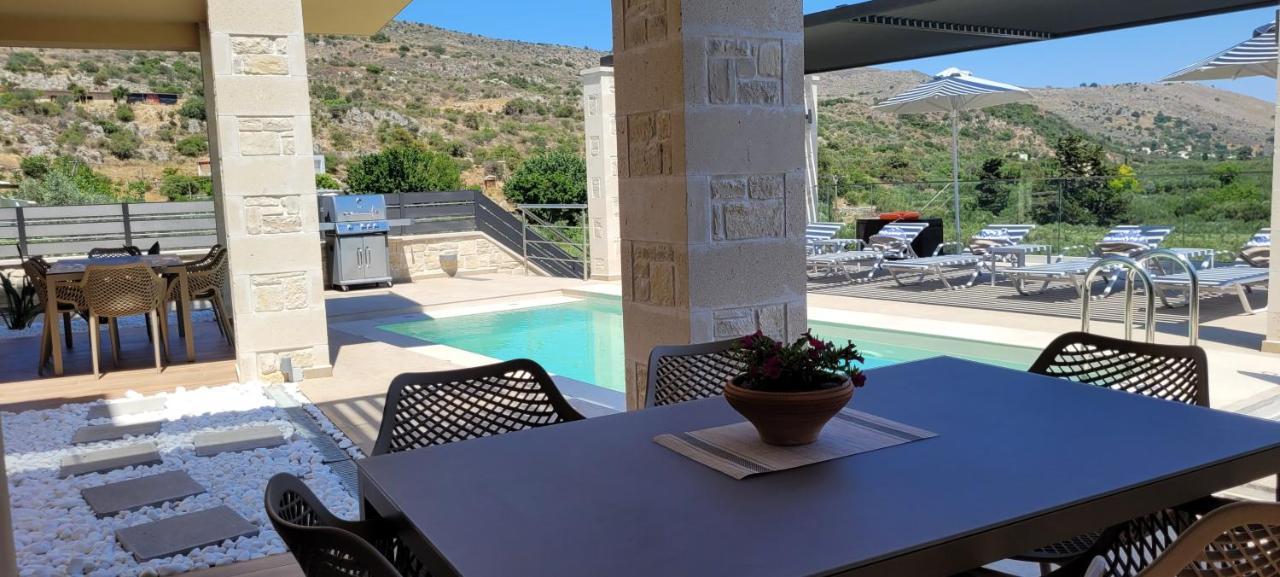 Splendid Villas And Family Resort Kalamítsion Amigdhálion Exterior foto